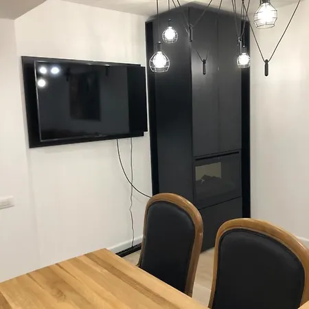 Апартаменти New Luxury Central 5b Брашов