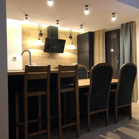 New Luxury Central 5b * Брашов