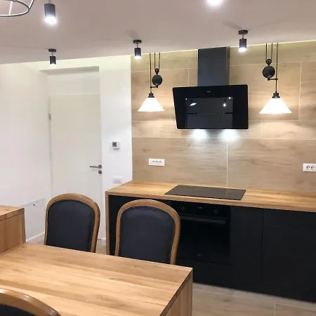 New Luxury Central 5b Брашов